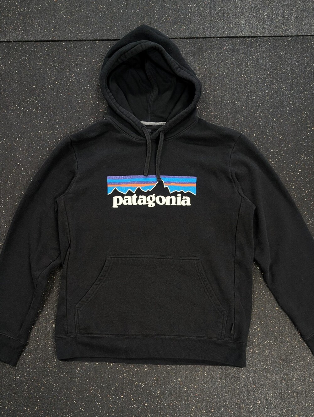 Patagonia Hoodie Mens M Black Uprisal Hoody Pullover Sweatshirt 39622